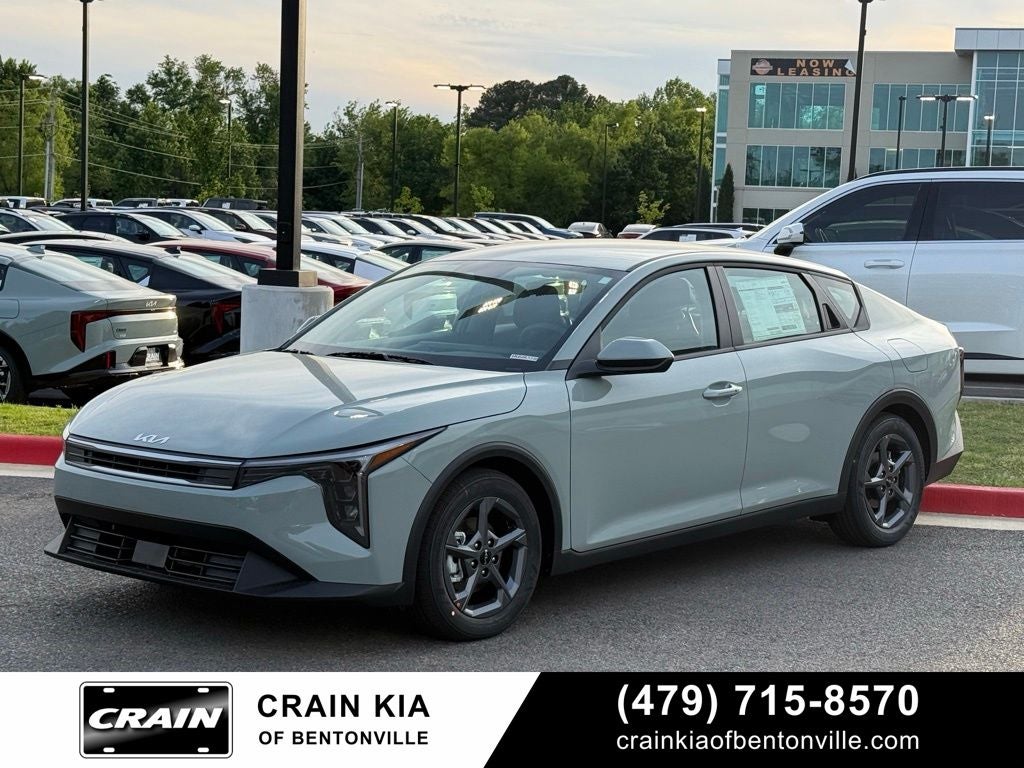 2026 Kia K4 LXS