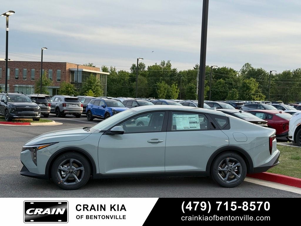 2026 Kia K4 LXS