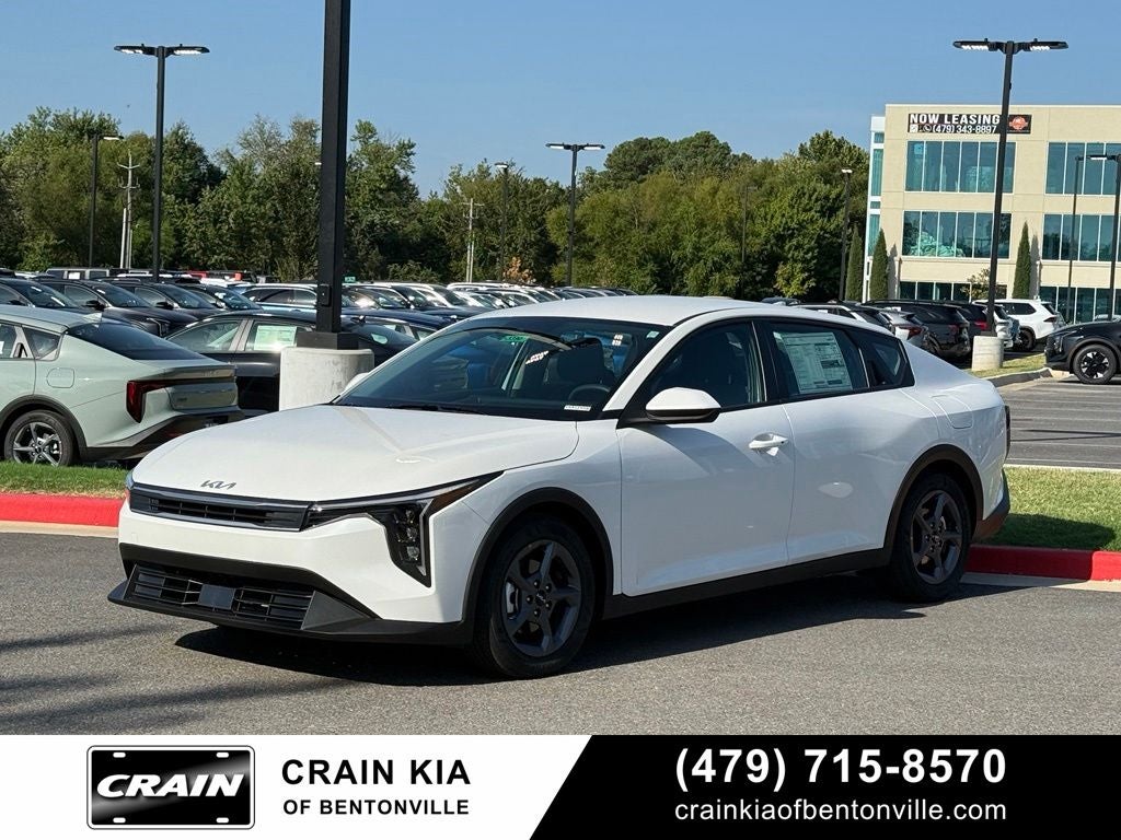 2026 Kia K4 LXS