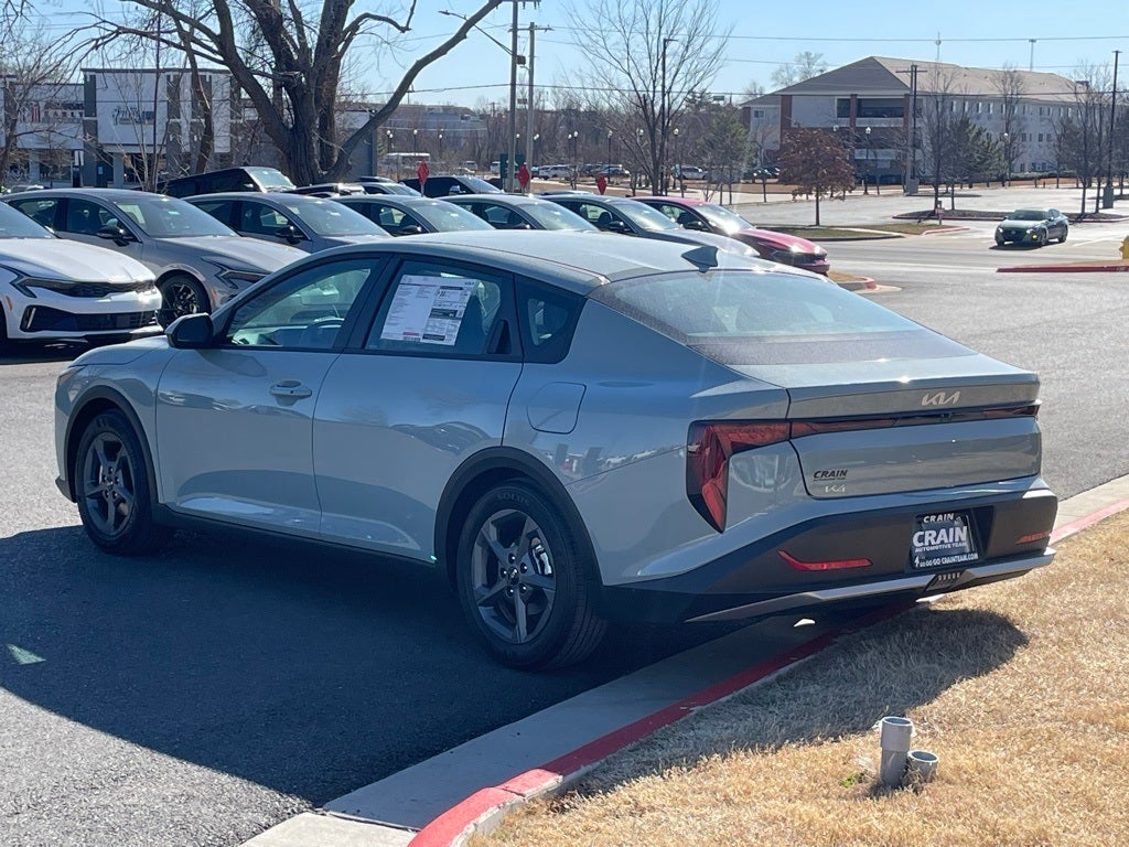 2026 Kia K4 EX