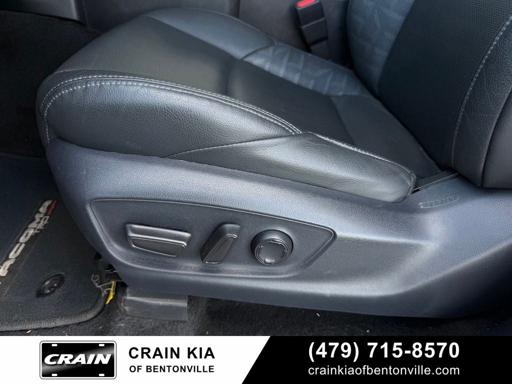 2025 Toyota Tacoma TRD Sport Premium - SUNROOF / 4WD / CLEAN CARFAX