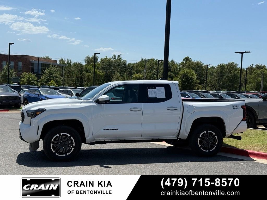 2025 Toyota Tacoma TRD Sport Premium - SUNROOF / 4WD / CLEAN CARFAX