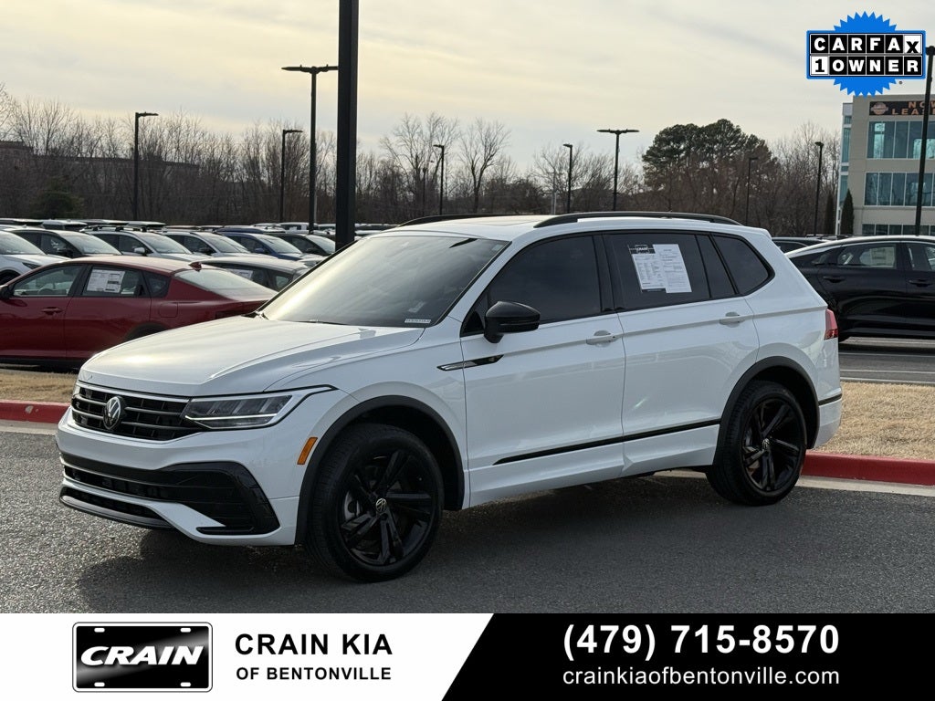 2024 Volkswagen Tiguan 2.0T SE R-Line Black - AWD / PANORAMIC SUNROOF / ONE OWNER