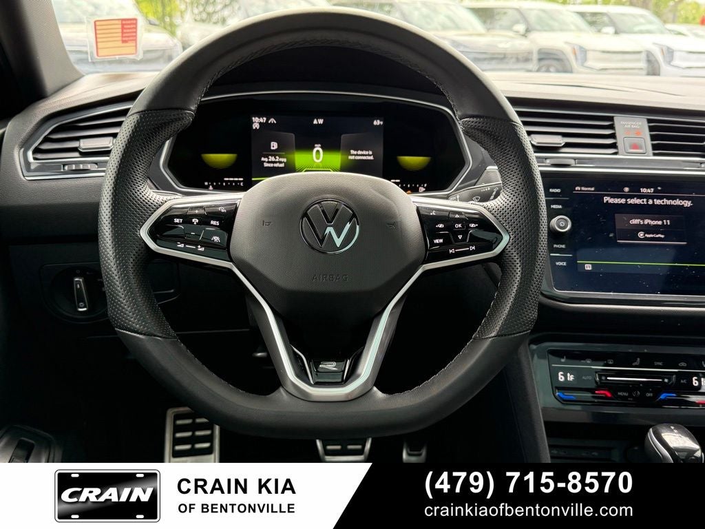 2022 Volkswagen Tiguan 2.0T SE R-Line Black - AWD / PANORAMIC SUNROOF / CLEAN CARFAX