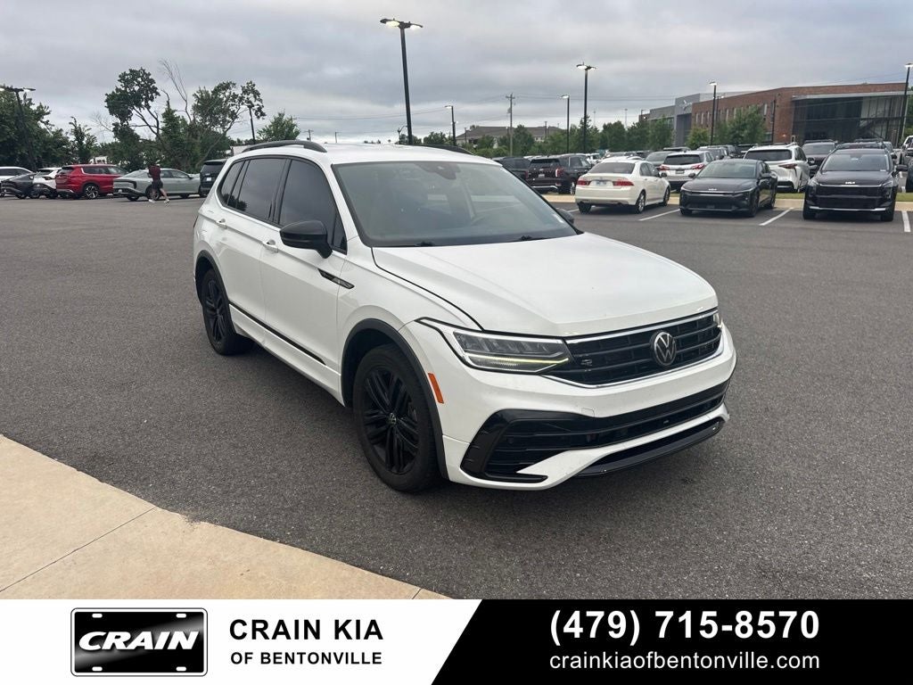2022 Volkswagen Tiguan 2.0T SE R-Line Black - SUNROOF