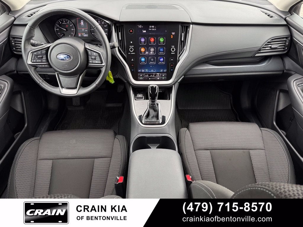 2025 Subaru Outback Premium - AWD / CLEAN CARFAX / ONE OWNER