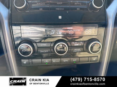 2022 Subaru Ascent Limited - AWD / PANORAMIC SUNROOF / CARFAX ONE OWNER