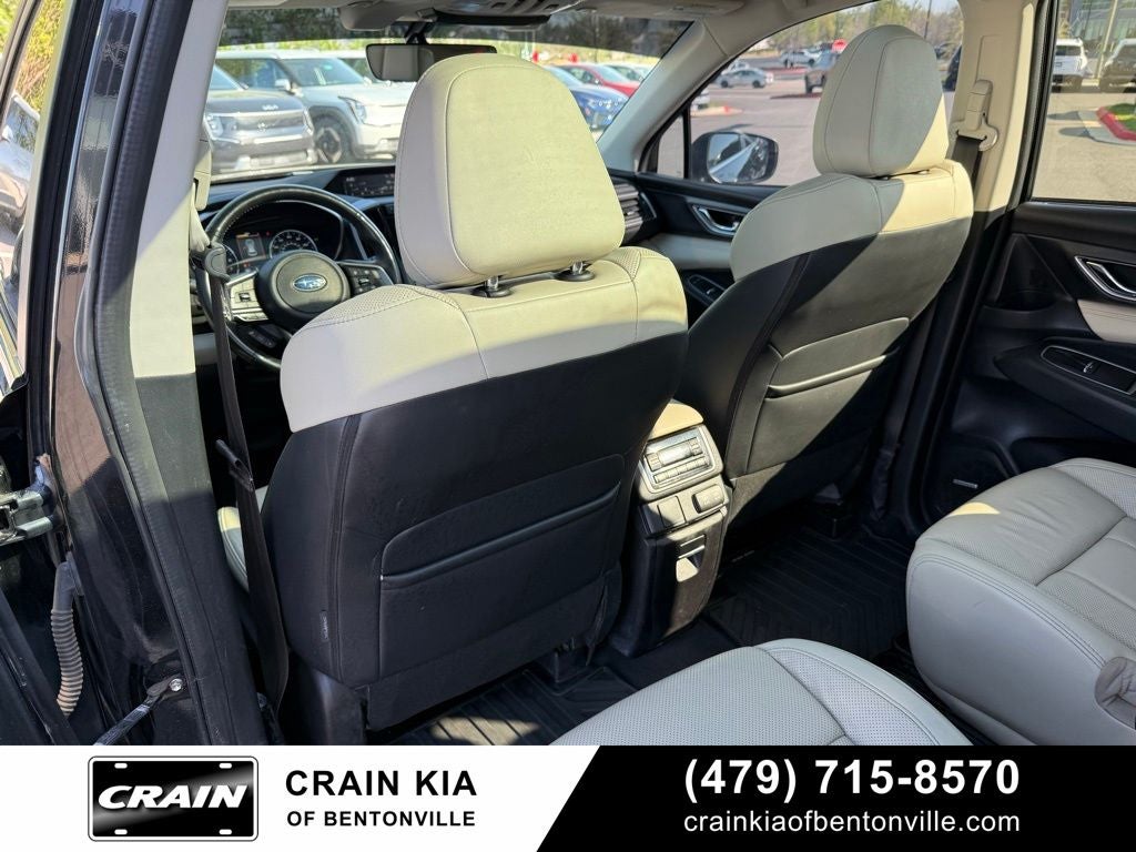 2022 Subaru Ascent Limited - AWD / PANORAMIC SUNROOF / CARFAX ONE OWNER