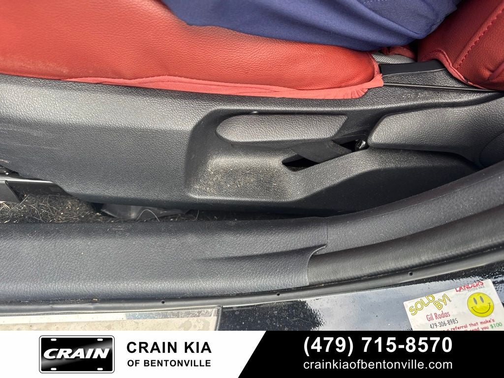 2025 Toyota Camry LE - CLEAN CARFAX / ONE OWNER