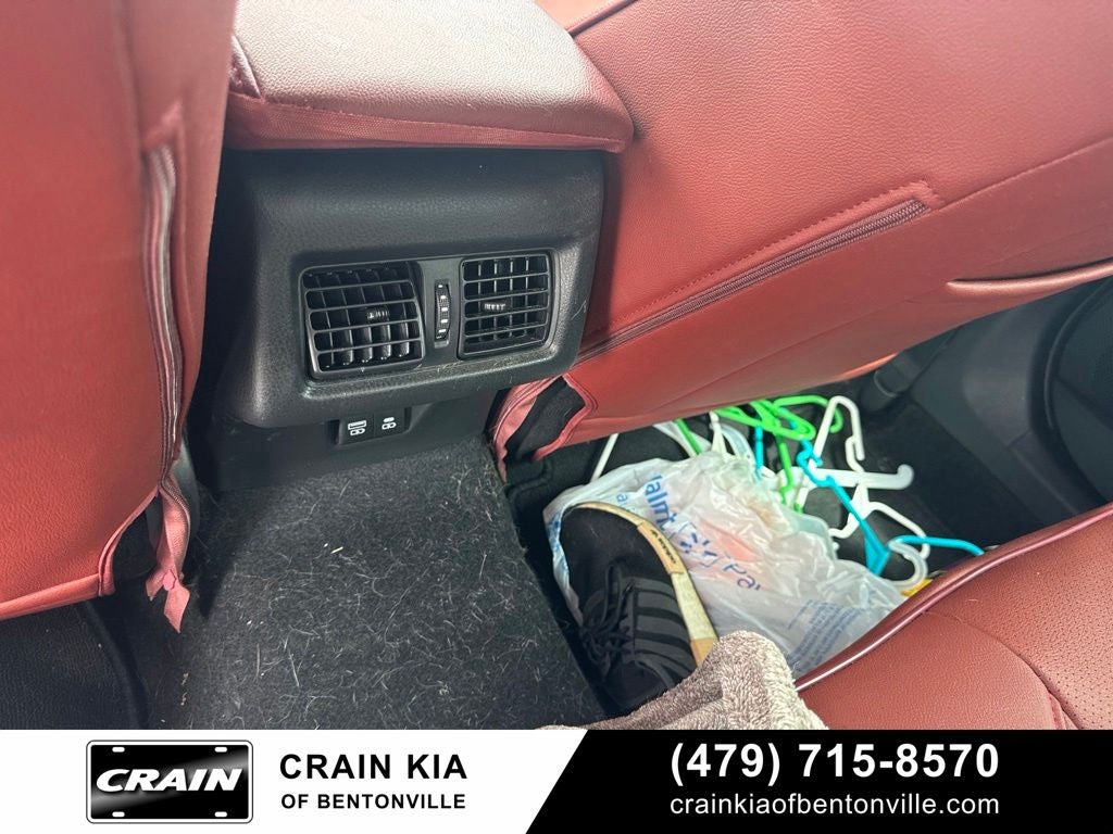 2025 Toyota Camry LE - CLEAN CARFAX / ONE OWNER