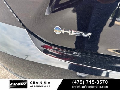 2025 Toyota Camry LE - CLEAN CARFAX / ONE OWNER