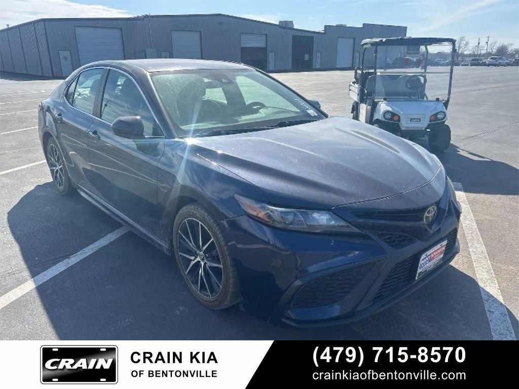 2021 Toyota Camry SE