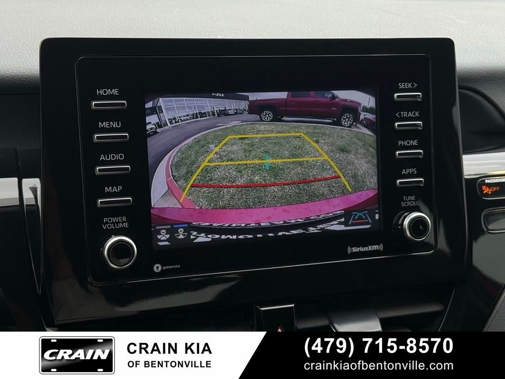 2023 Toyota Camry SE - CLEAN CARFAX / ONE OWNER