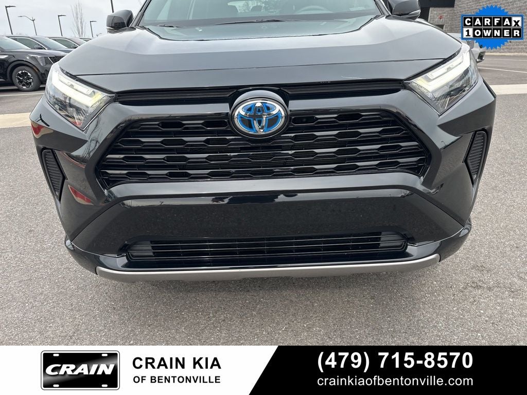 2024 Toyota RAV4 Hybrid SE - AWD / SUNROOF / CLEAN CARFAX / ONE OWNER