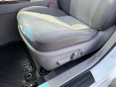 2014 Toyota Camry XLE - SUNROOF