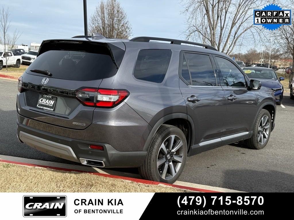 2025 Honda Pilot Touring - PANORAMIC SUNROOF / CLEAN CARFAX / 1 OWNER