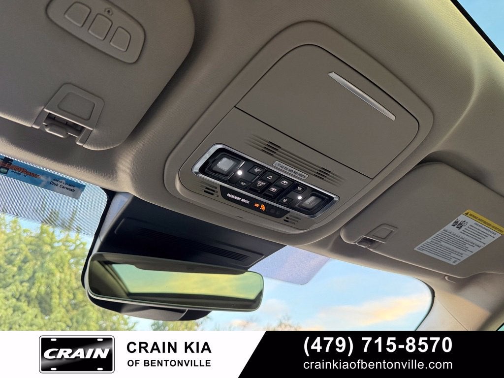 2025 Lincoln Nautilus Reserve - AWD / PANORAMIC SUNROOF / CLEAN CARFAX