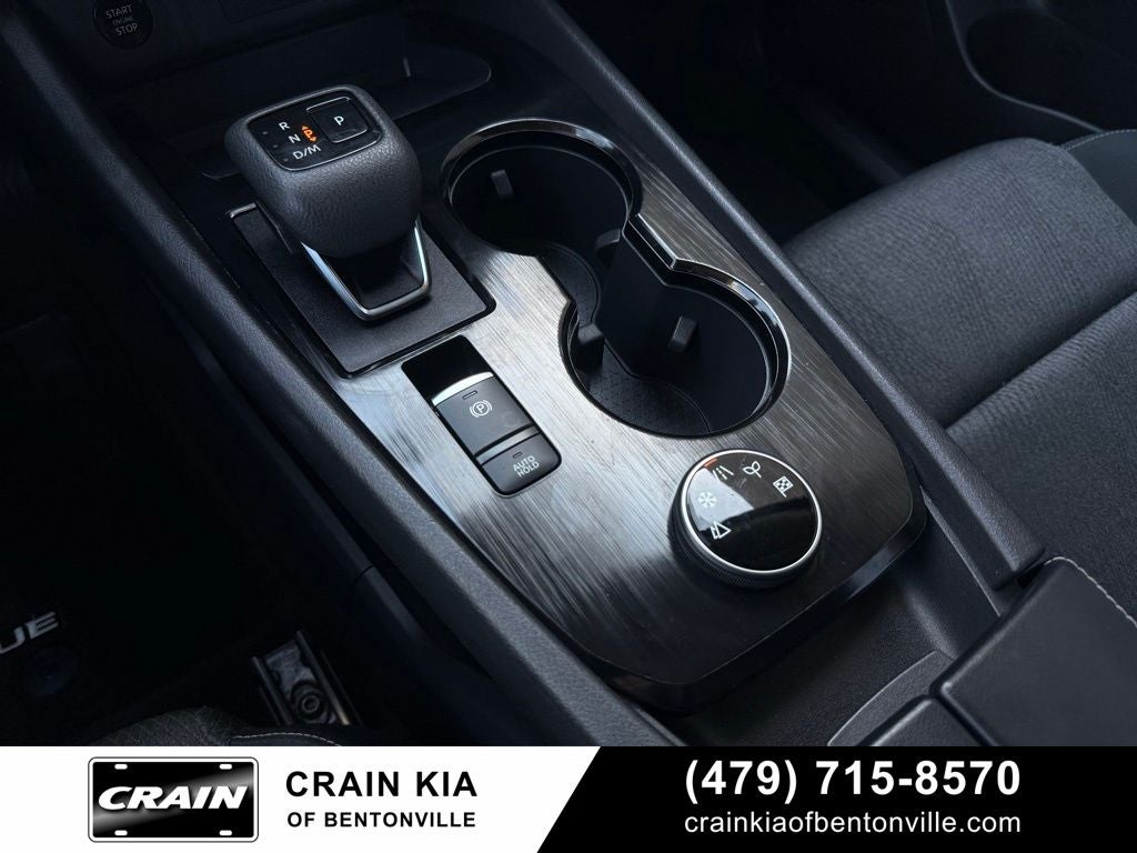 2024 Nissan Rogue SV - AWD / CLEAN CARFAX / ONE OWNER