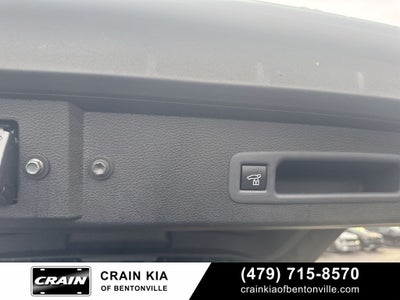 2025 Toyota Sienna Woodland Edition - AWD / DVD / SUNROOF
