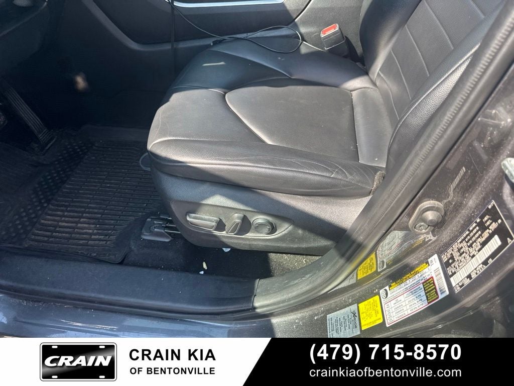 2021 Toyota Highlander XLE - SUNROOF