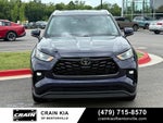 2023 Toyota Highlander XLE - AWD / SUNROOF