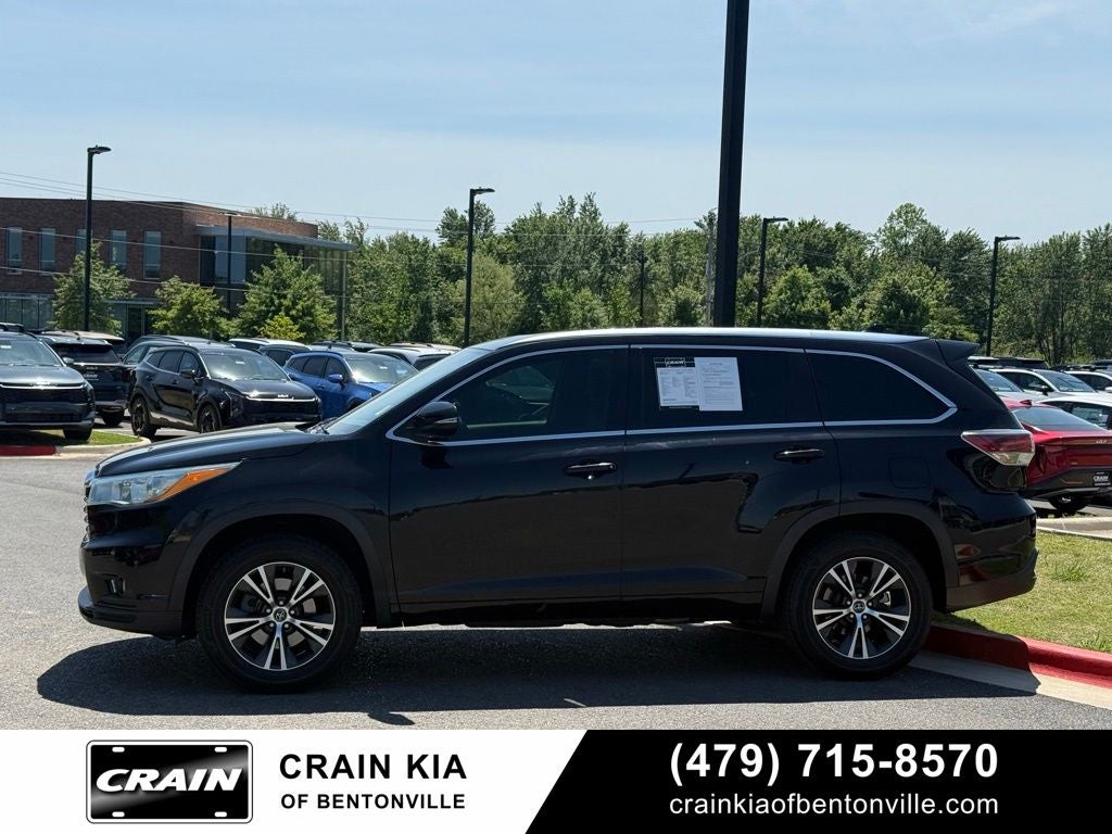 2016 Toyota Highlander XLE V6 - SUNROOF / CLEAN CARFAX / 3RD ROW