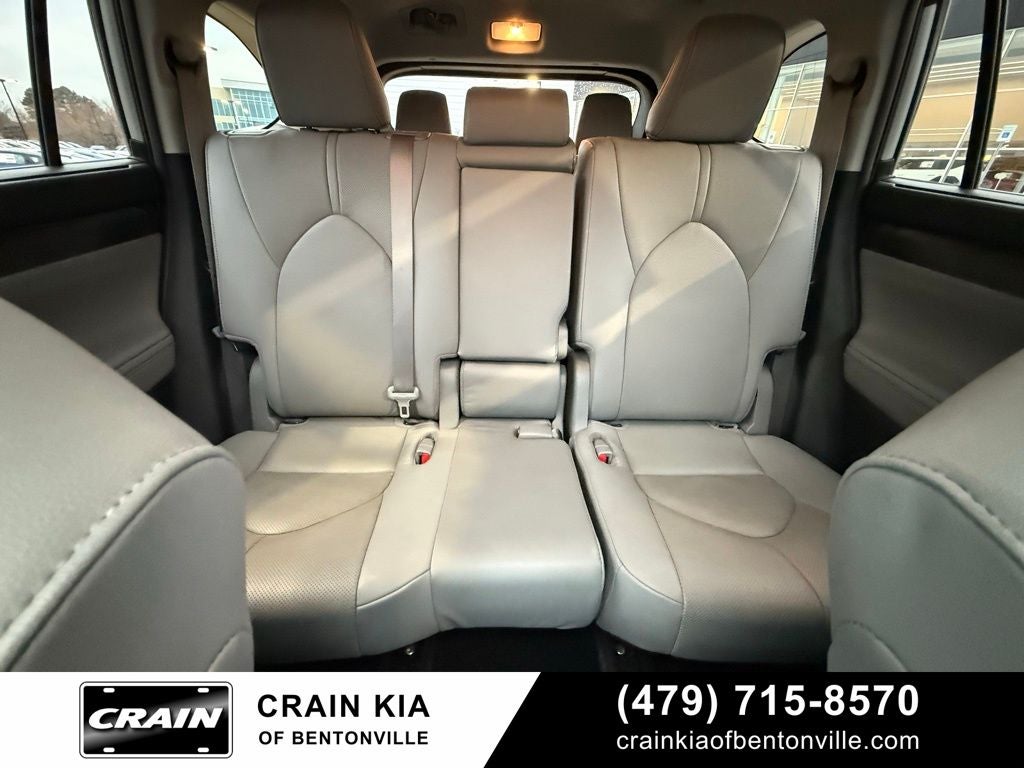 2020 Toyota Highlander Limited - CLEAN CARFAX / SUNROOF