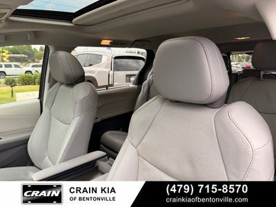 2023 Toyota Sienna Limited - SUNROOF / CLEAN CARFAX / ONE OWNER