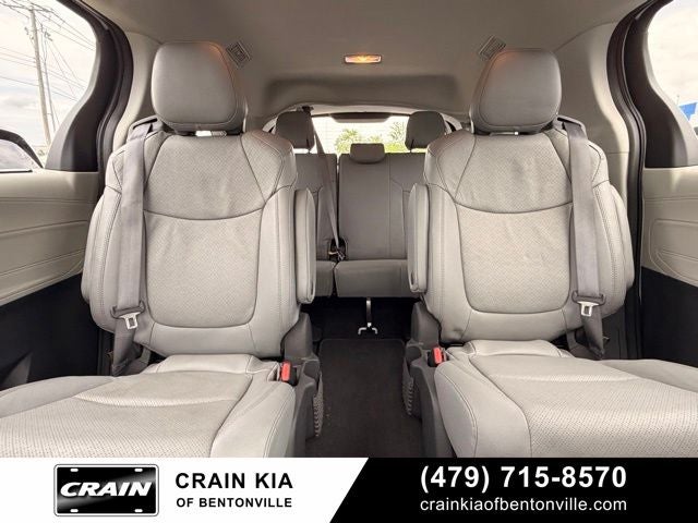2023 Toyota Sienna Limited - SUNROOF / CLEAN CARFAX / ONE OWNER