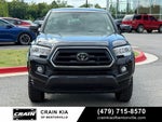 2021 Toyota Tacoma SR5 V6 - 4WD / CLEAN CARFAX