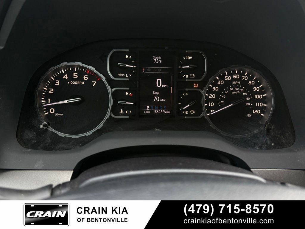 2019 Toyota Tundra SR5 - 4WD / CLEAN CARFAX / LIFTED!