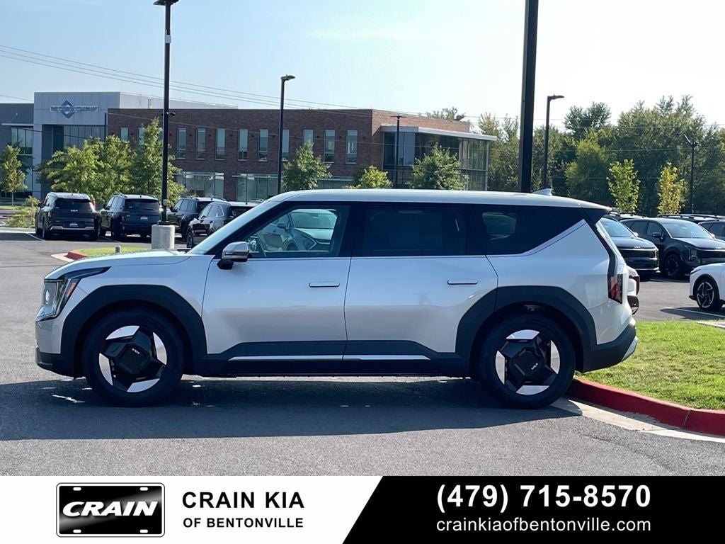 2026 Kia EV9 Light Long Range