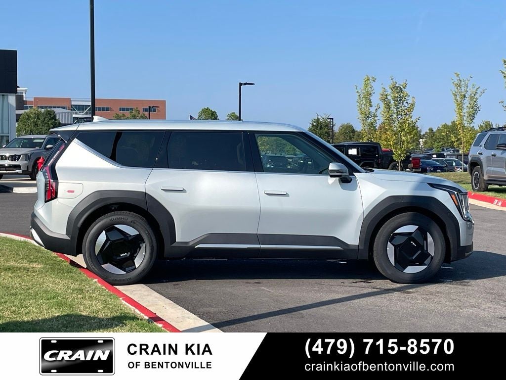2026 Kia EV9 Light Long Range