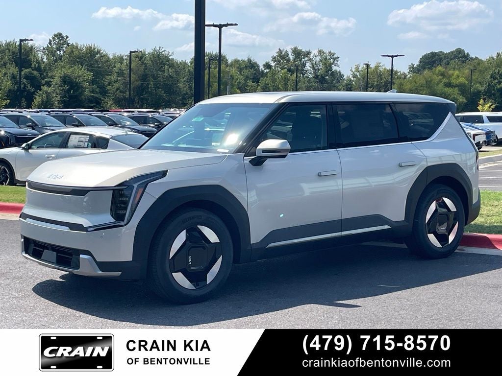 2026 Kia EV9 Light Long Range