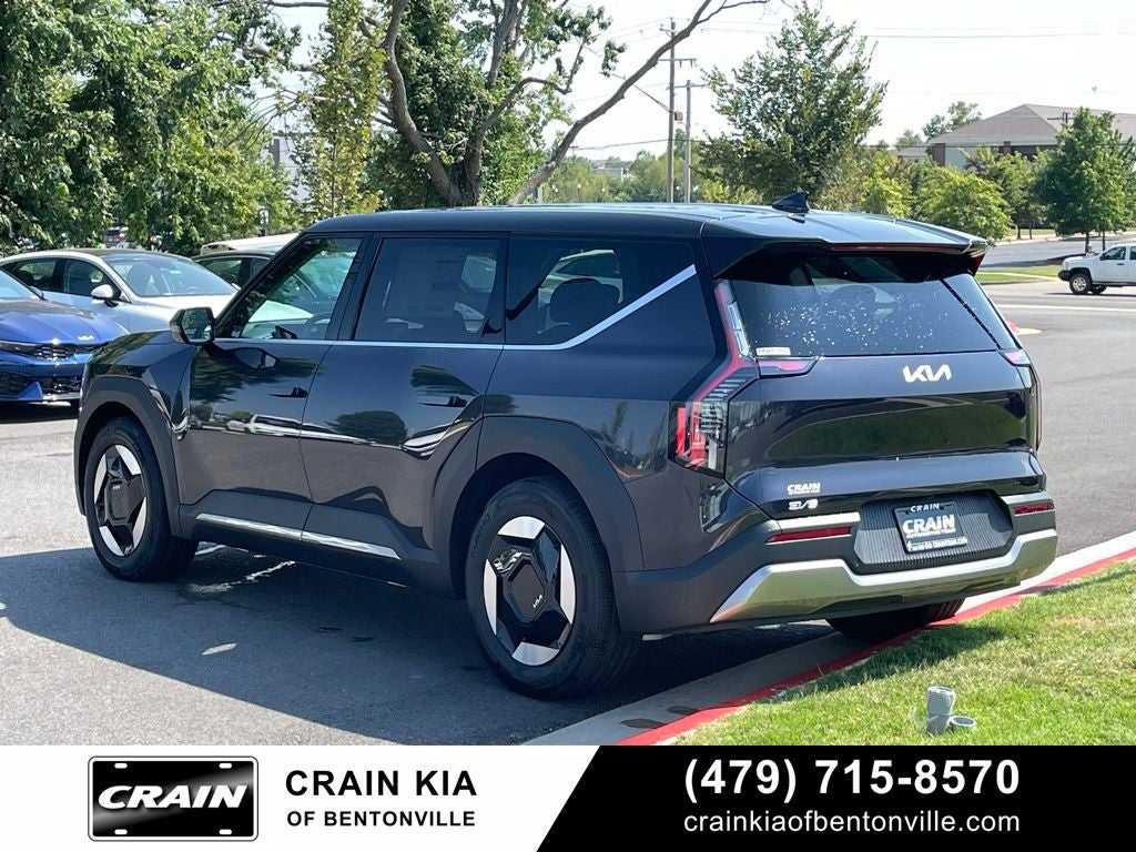 2026 Kia EV9 Light Long Range