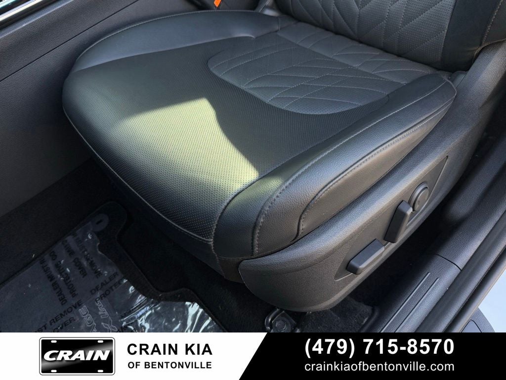 2025 Kia Sportage X-Line - KIA CPO / PANORAMIC SUNROOF / AWD / ONE OWNER
