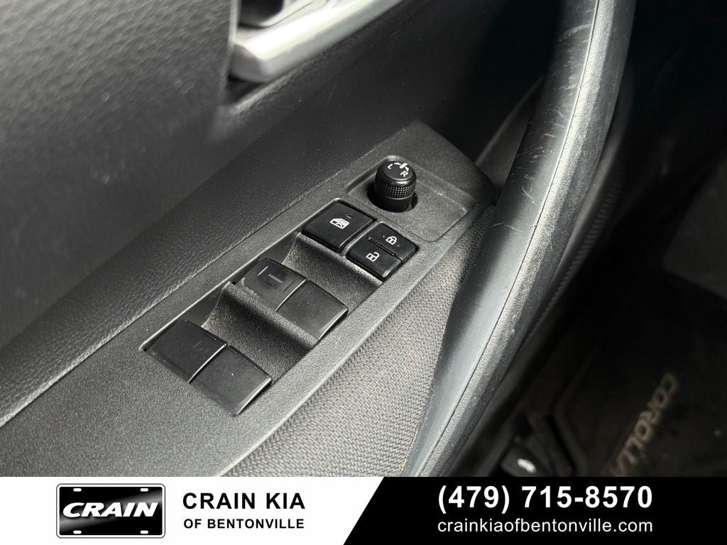 2021 Toyota Corolla LE - CARFAX ONE OWNER