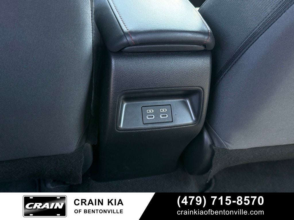 2025 Toyota Corolla SE - CLEAN CARFAX / ONE OWNER
