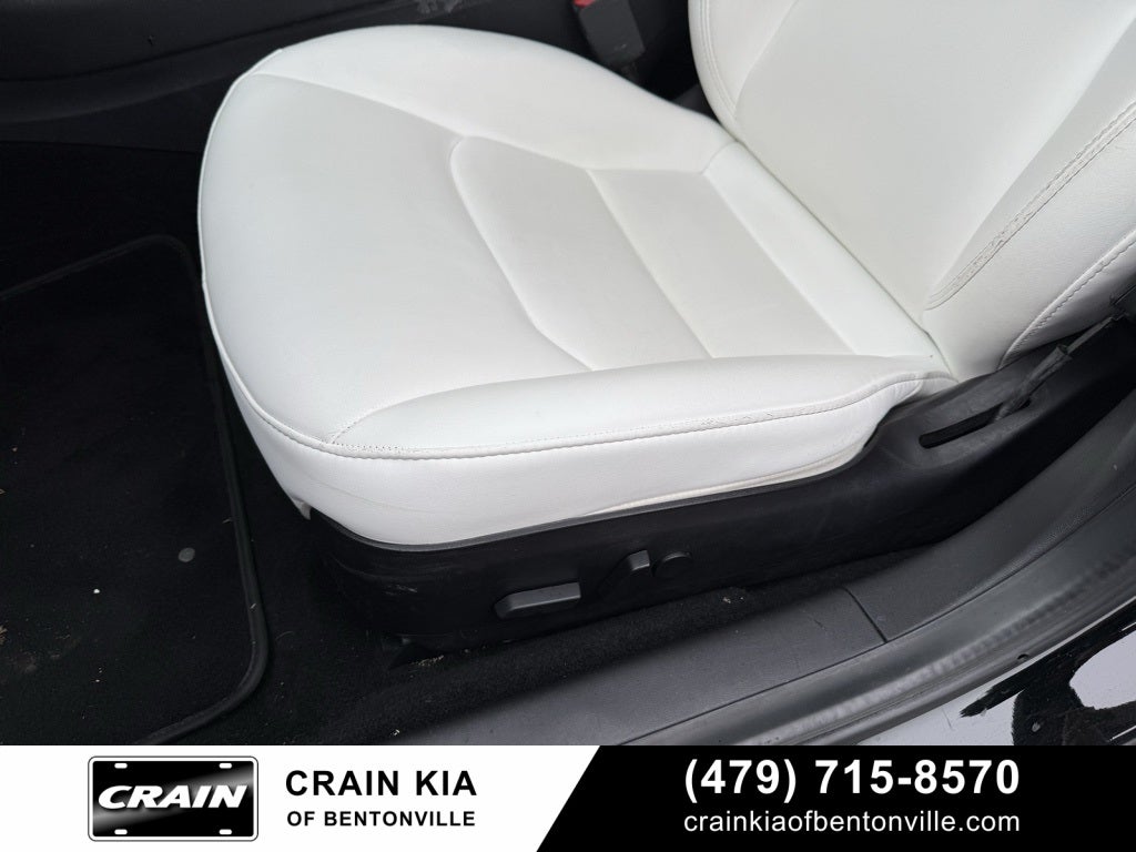 2020 Tesla Model 3 Long Range - AWD / CLEAN CARFAX