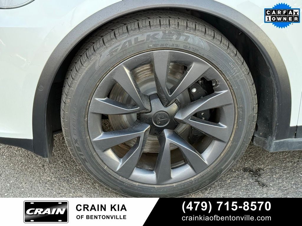 2022 Tesla Model X Base - AWD / CLEAN CARFAX / ONE OWNER