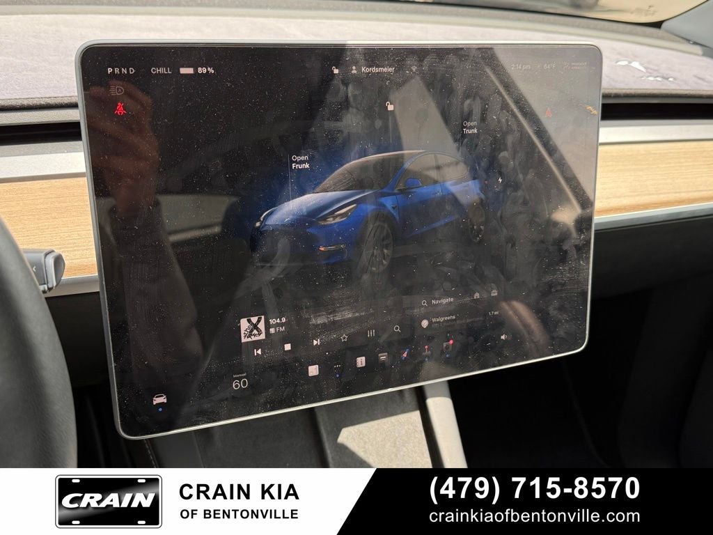 2022 Tesla Model Y Long Range - AWD / CLEAN CARFAX