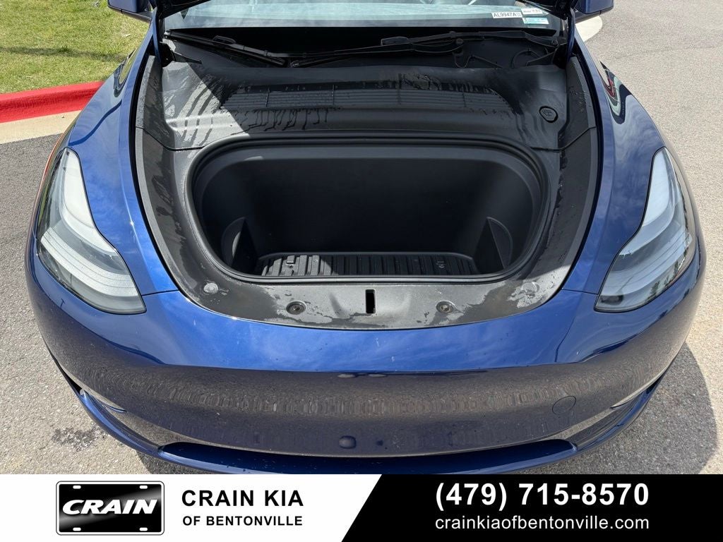 2022 Tesla Model Y Long Range - AWD / CLEAN CARFAX