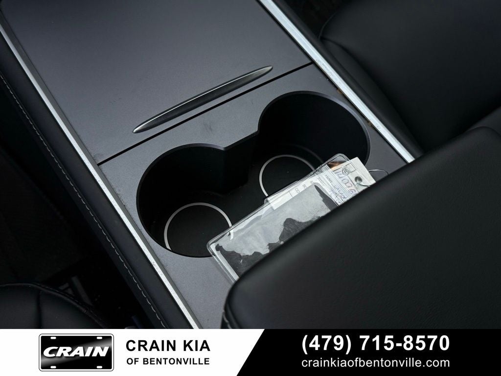 2023 Tesla Model Y Long Range - HW4 COMPUTER / AWD / CARFAX ONE OWNER