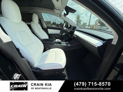 2022 Tesla Model Y Performance - AWD / CLEAN CARFAX / WHITE INTERIOR