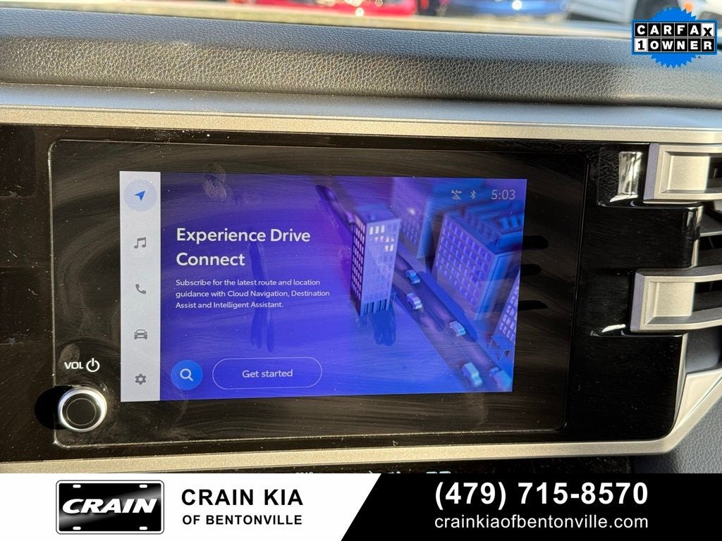 2025 Toyota Sequoia SR5 - 4WD / SUNROOF / CARFAX ONE OWNER