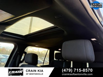 2025 Toyota Sequoia SR5 - 4WD / SUNROOF / CARFAX ONE OWNER