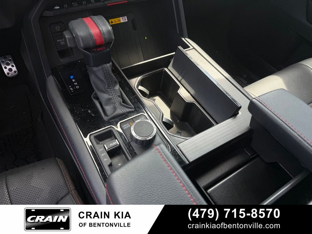 2024 Toyota Sequoia TRD Pro - 4WD / CLEAN CARFAX / PANORAMIC SUNROOF