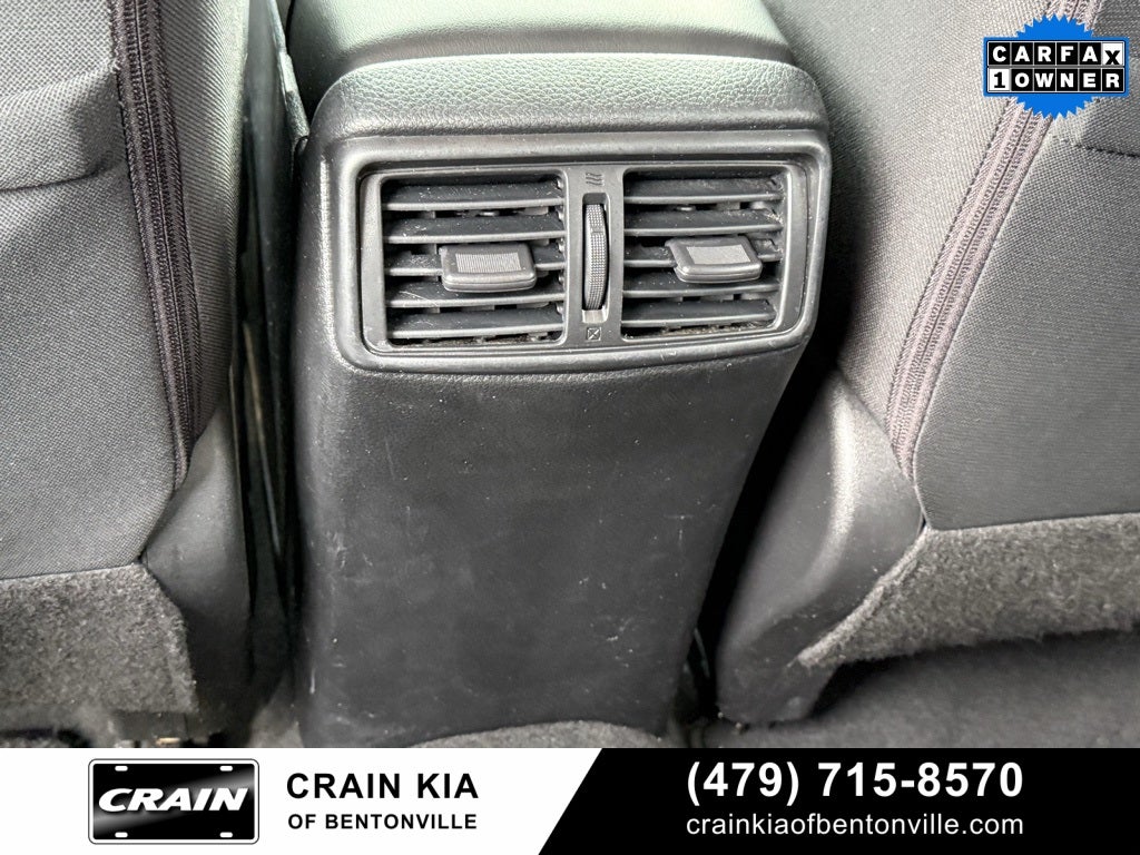 2020 Nissan Rogue SV - AWD / CARFAX ONE OWNER