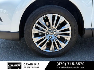 2022 Toyota Venza XLE - AWD