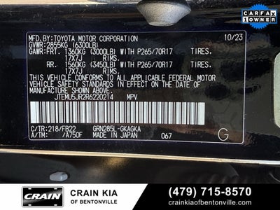 2024 Toyota 4Runner SR5 - 4WD / CLEAN CARFAX / ONE OWNER